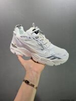 OFF WHITE Be right Back 02