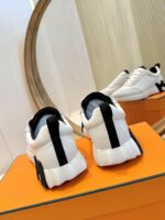 H bounc WB – Image 3