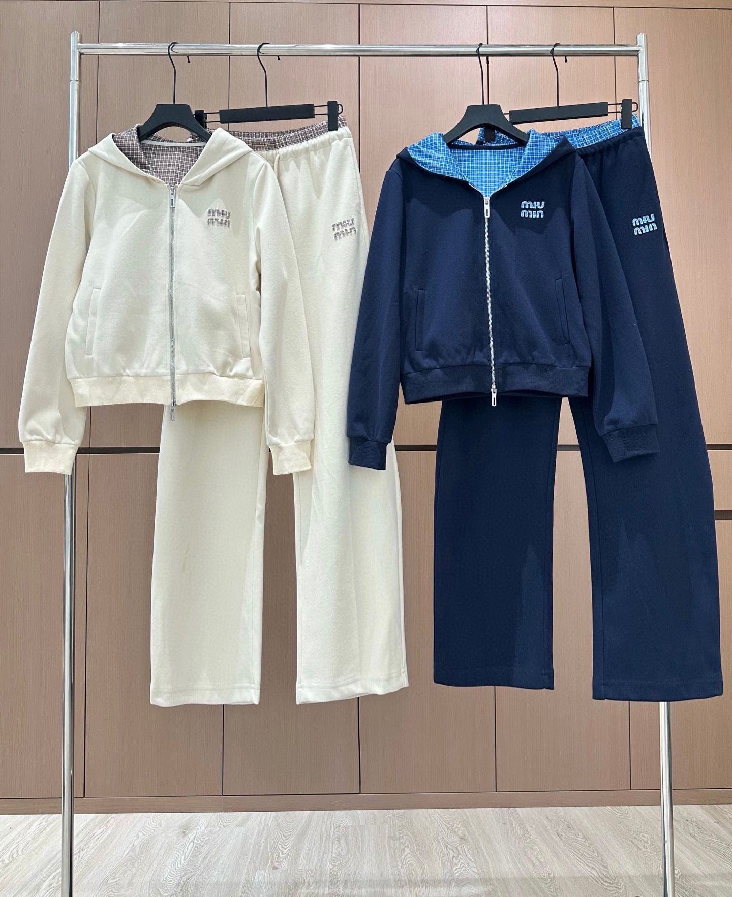 ec5cf71a-66ac-4cd3-8c42-258265fb3238-2 TRCK M1u M1u – Image 1