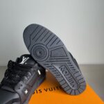 1V TRAINER B – Image 7