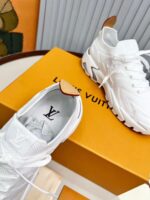 1V RUNNER TACTIC – Image 23