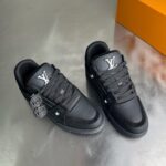 1V TRAINER B – Image 4