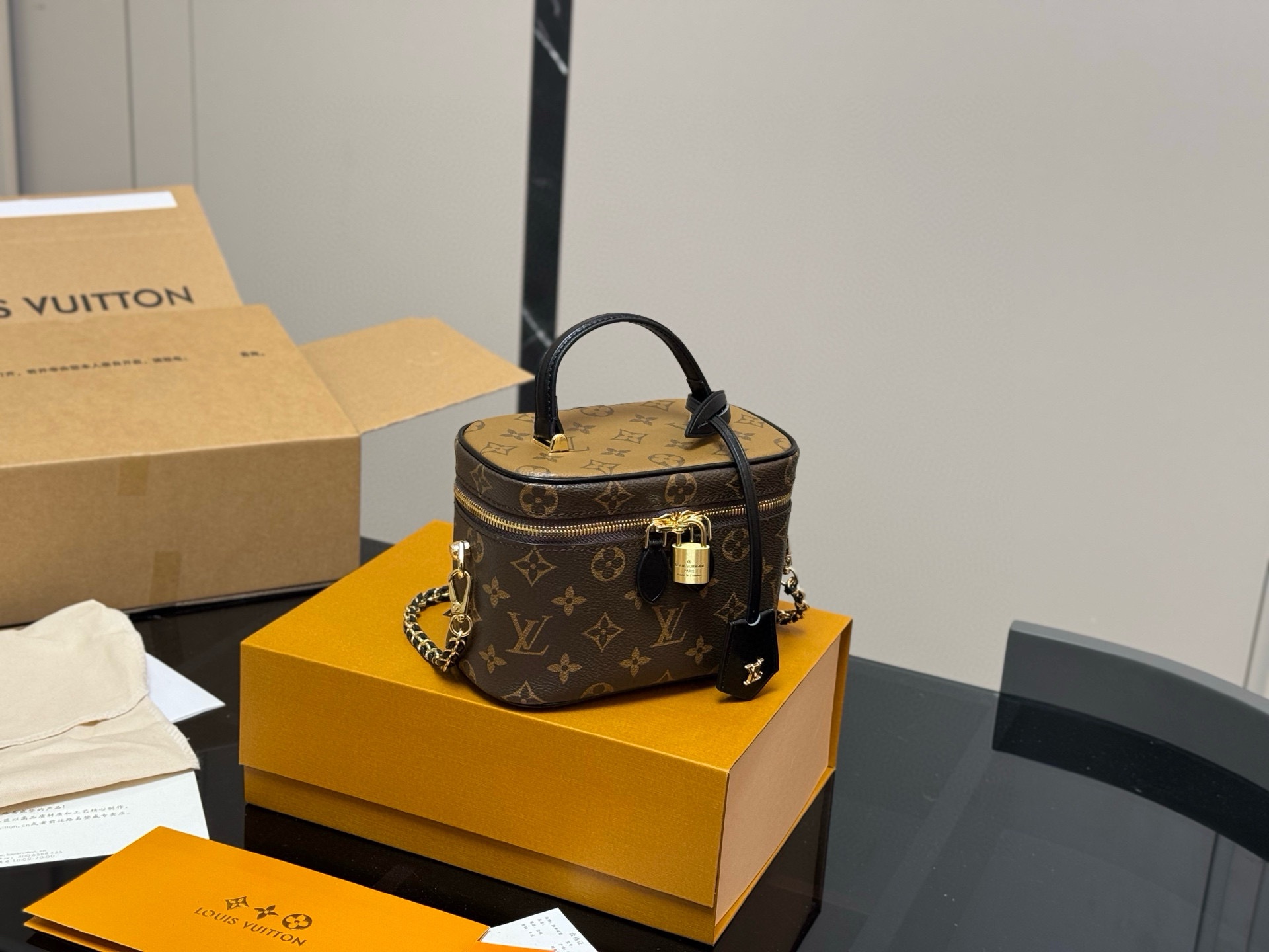 img_2699 1V VNTYB – Image 1